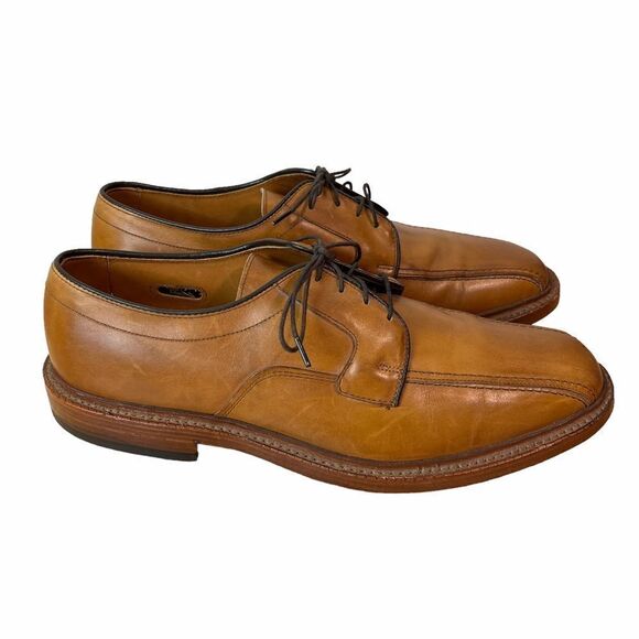 Allen Edmonds Hillcrest Tan Leather Derby Shoes - Picture 1 of 12